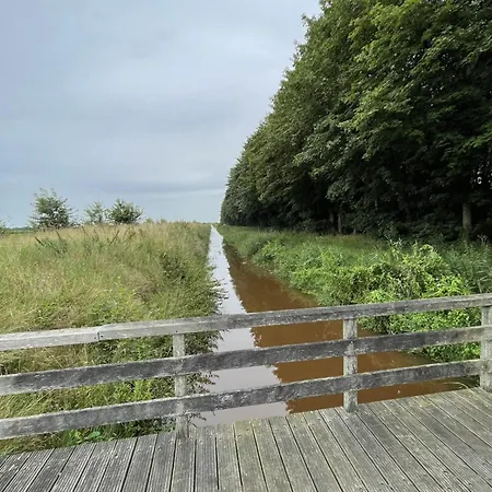Twisterhof Twister, Volledige Prive Tuin Inclusief Hottub