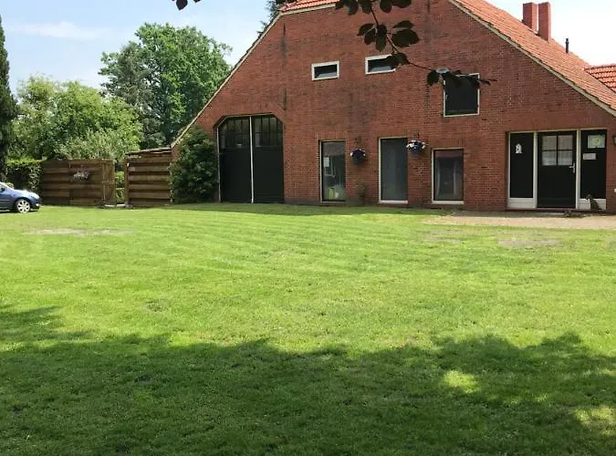 Twisterhof Twister, Volledige Prive Tuin Inclusief Hottub Apartment *