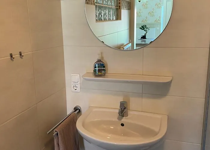 Apartment Twisterhof Twister, Volledige Prive Tuin Inclusief Hottub